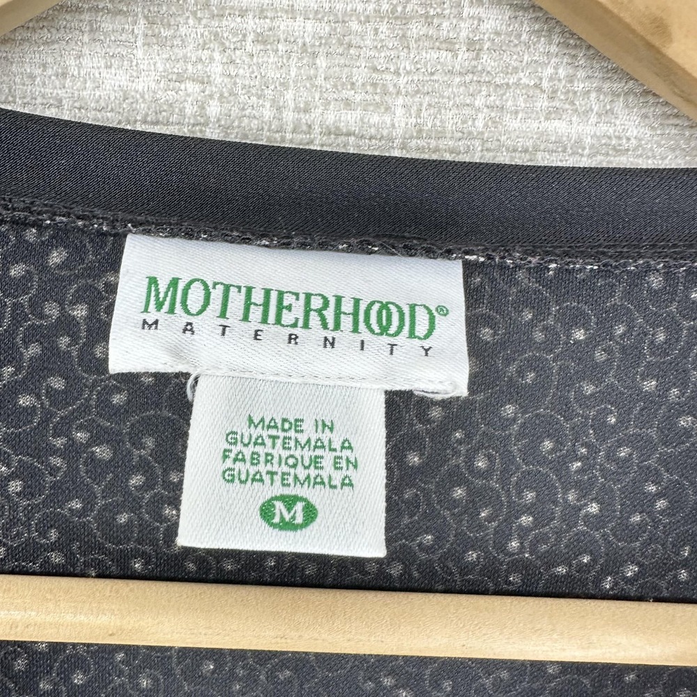 Motherhood Maternity Tunic Top Womens Medium Black White Geo V Neck 3/4 Sleeve - Picture 7 of 12